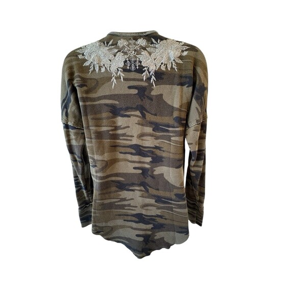 Johnny Was Thermal Top Camo Long Sleeve Christina V-Neck Floral Camo Boho Size S - Picture 4 of 11